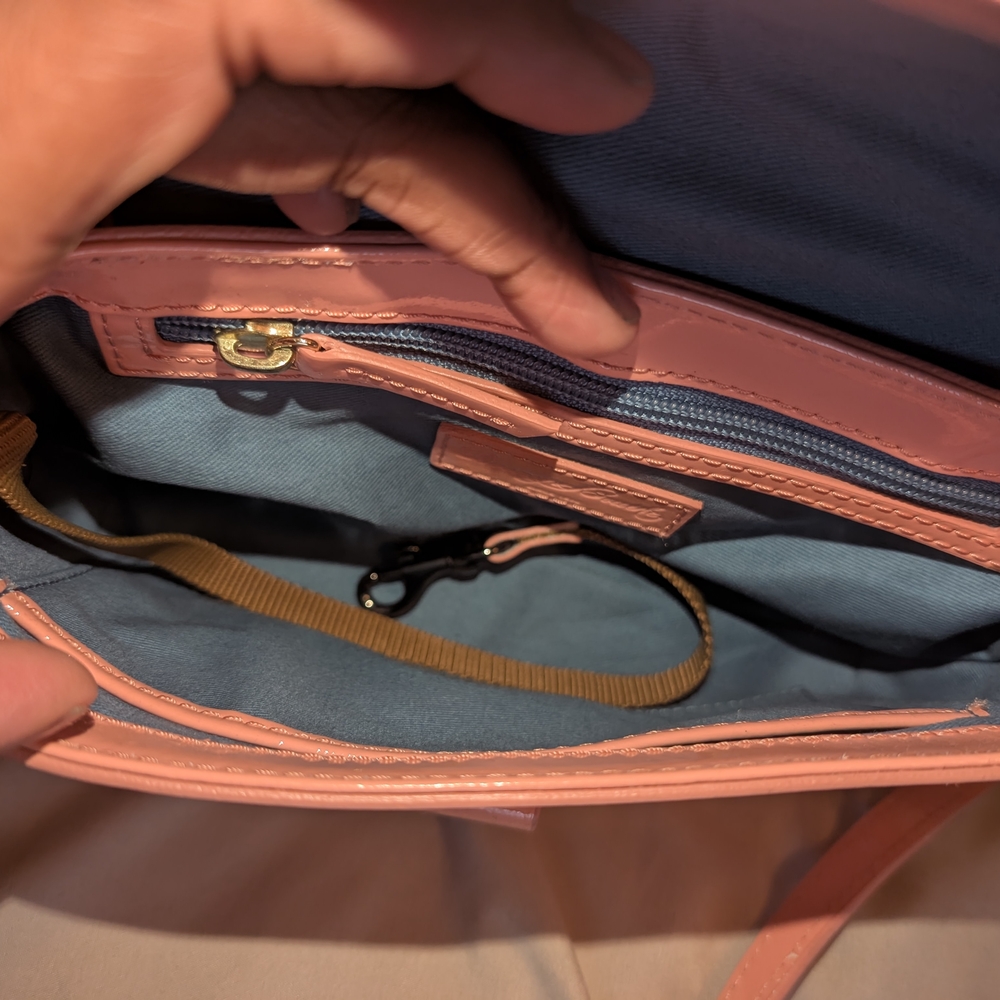 Pink Patent Dooney And Bourke Crossbody Shoulder Bag with Gold Buckle - Picture 4 of 6
